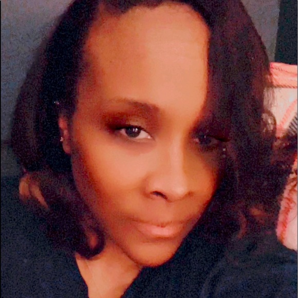 Meet your Posher, Nish - Picture 1 of 1